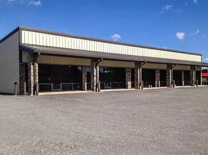 Nganong Pagpili ug Steel Frame Retail Store alang sa Imong Negosyo?