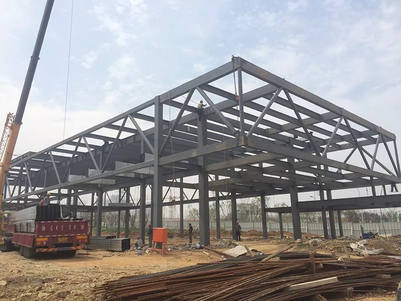 Nganong Pilia ang Steel Frame Construction alang sa Modernong mga Bilding?