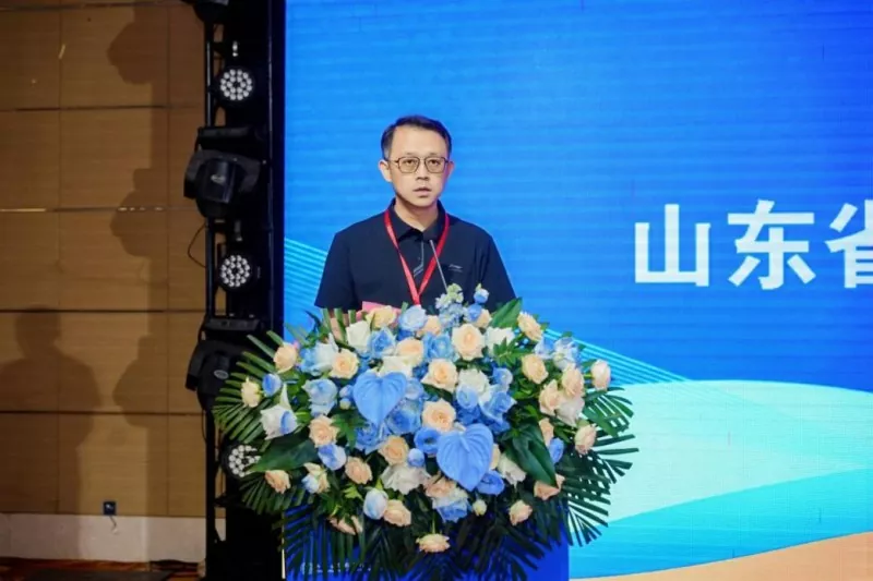 Pag-focus sa Global Development: Shandong Steel Structure Industry Association Malampusong Naghupot sa Experience Exchange Conference sa Industrial Internationalization