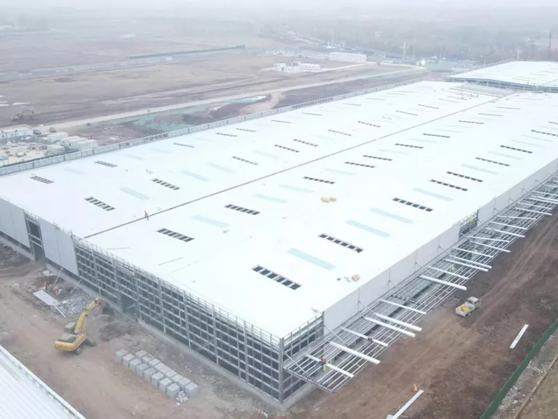 Steel Strukt Distribution Centure Building