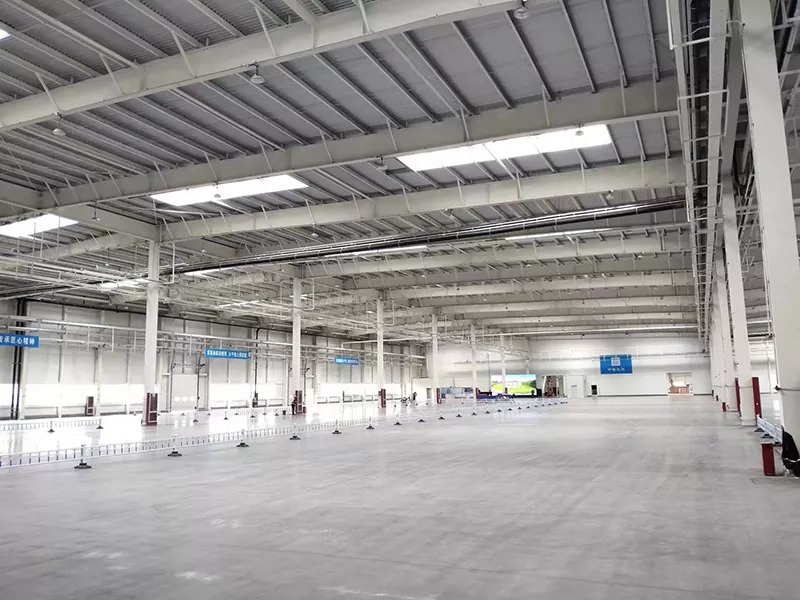 Mga Tinuud sa Warehouse sa Steel